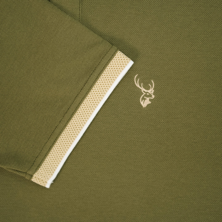 Green fabric with a fils logo on a green background